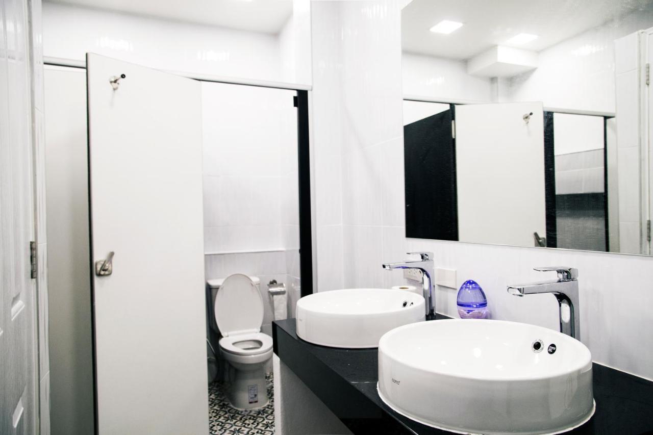 Phukhao Hostel เชียงใหม่ ภายนอก รูปภาพ
